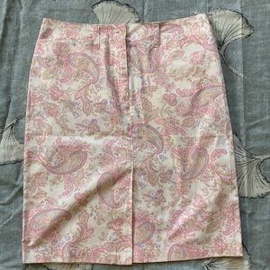 Jones New York Stretch skirt pink Paisley